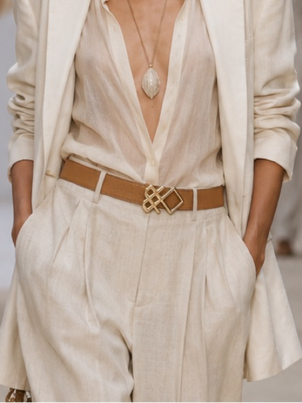 BURBERRY Monogram Caramel Leather Belt with Statement Minimalist Gold Buckle